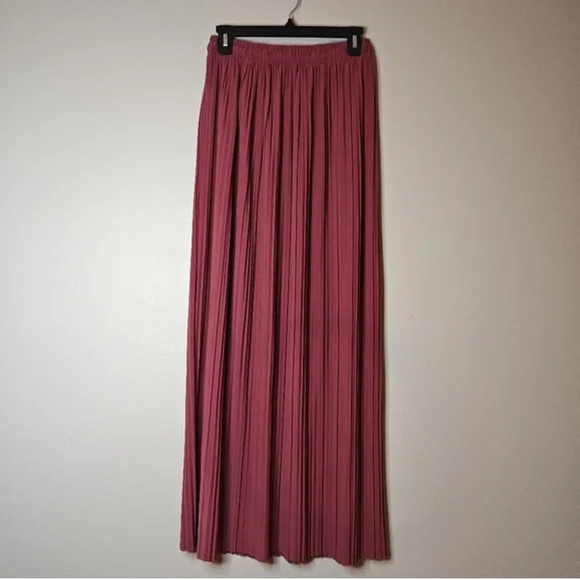 Dusty Rose Micro Pleated Maxi Skirt Elastic Waist Flowy One Size - Picture 7 of 14